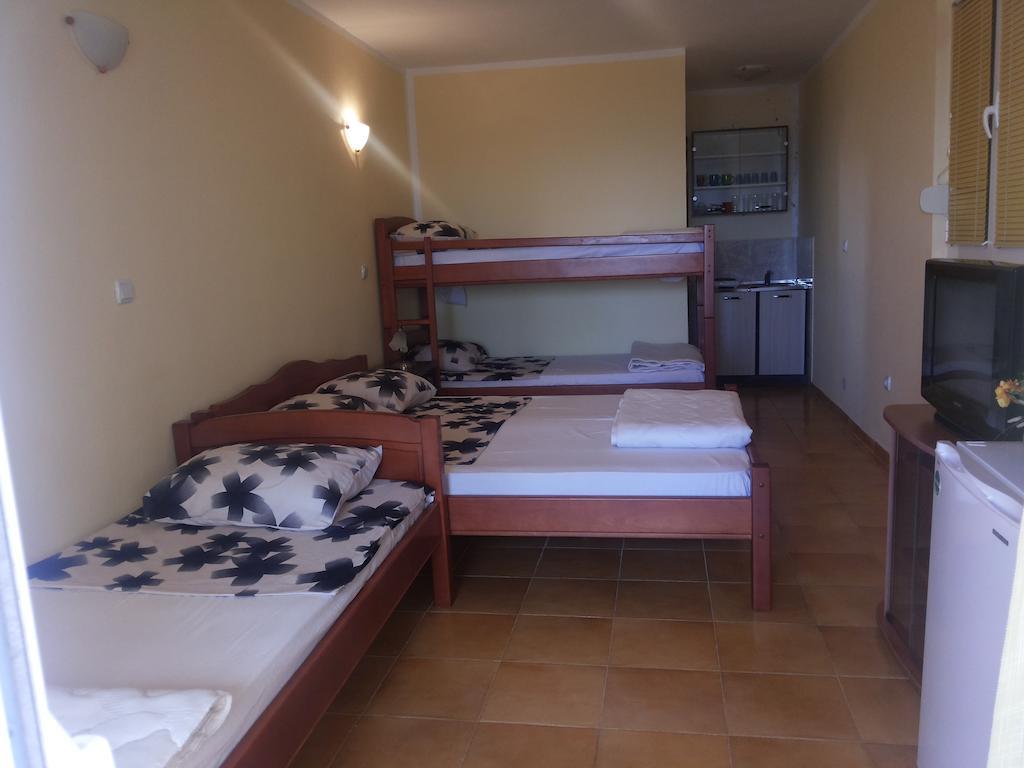 Apartments And Studios Anicic Utjeha-Bušat Chambre photo